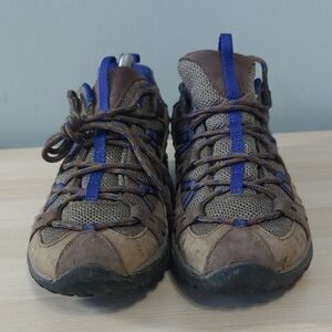 Merrell Womens Hiking Shoes  Size 7